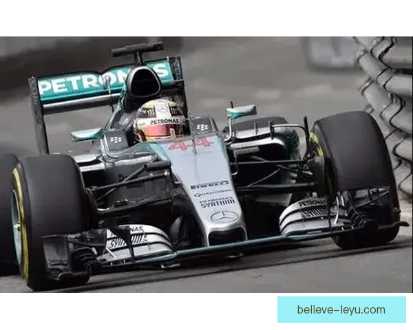 F1赛季风云再起车队博弈升级新星崛起引爆围场焦点冠军争夺白热化 F1赛季风云再起车队博弈升级新星崛起引爆围场焦点冠军争夺白热化