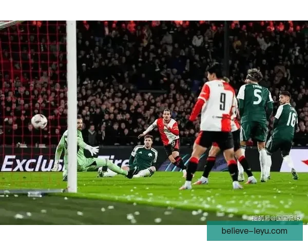 豪门对决引爆转会风云国脚伤情成焦点新赛季格局生变冠军悬念再起 豪门对决引爆转会风云国脚伤情成焦点新赛季格局生变冠军悬念再起