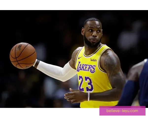 NBA最新动态：詹姆斯伤情更新勇士重返强队行列湖人未来计划揭秘