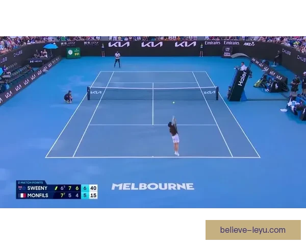 网球赛场最新动态：顶尖选手激战四大满贯赛事精彩回顾